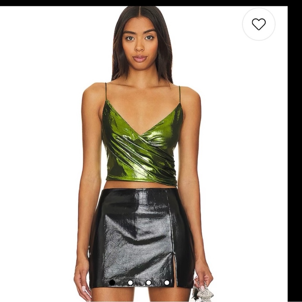 Super Down 💚 NEW Shiny Green Shirt